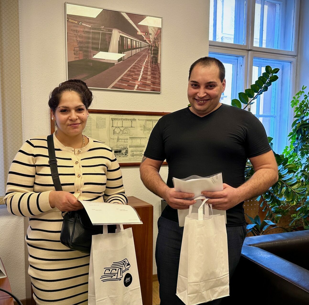 Elismerést kaptak a B+N Csoport munkatársai a példamutató emberségüknek és lélekjelenlétüknek köszönhetően.