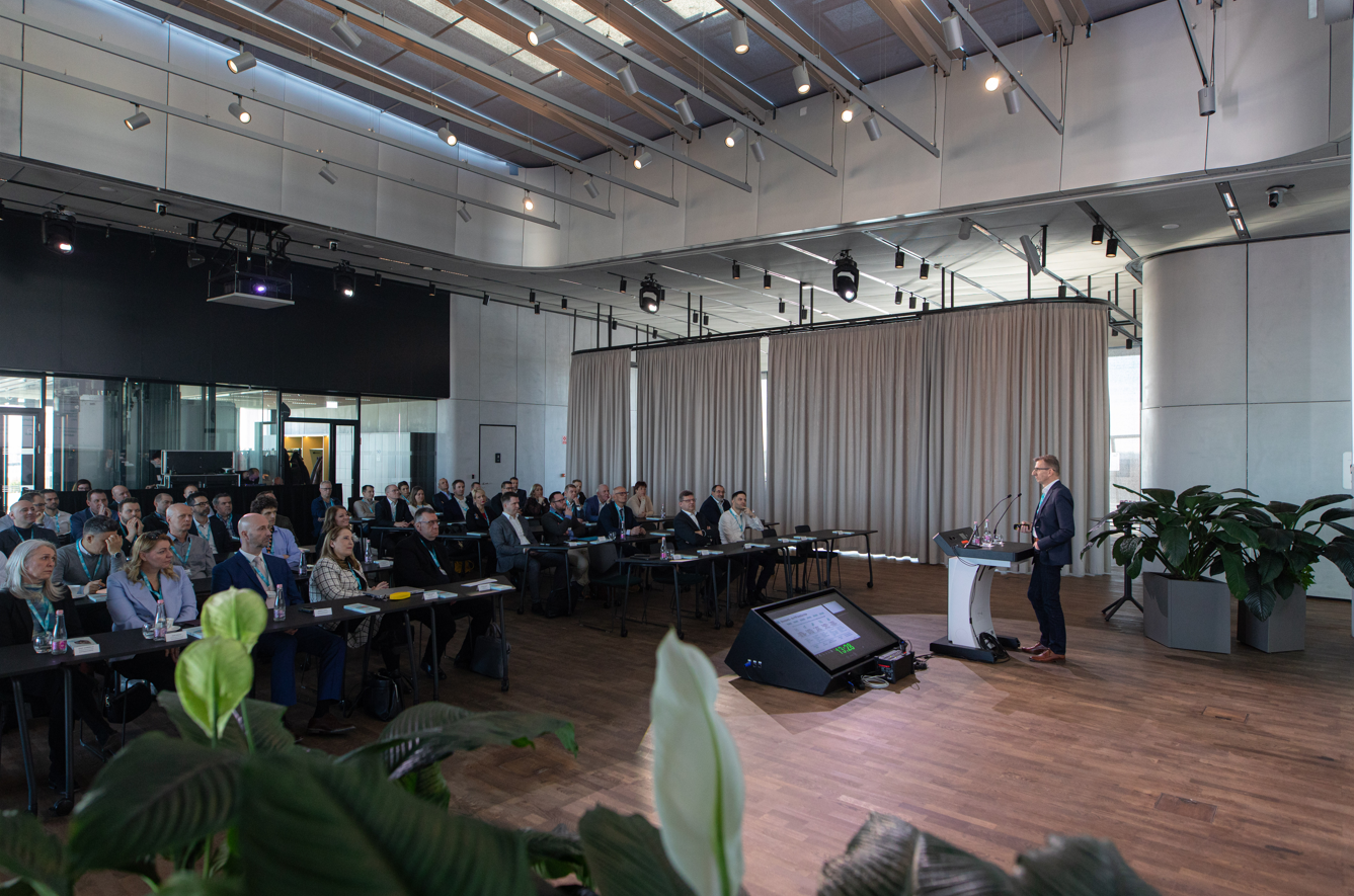 Szij Csaba üzleti vezérigazgató-helyettes,, B+N Csoport