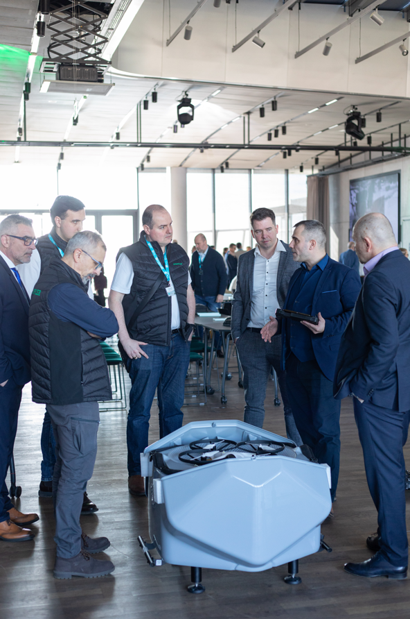 B+N Csoport - őrző-védő tevékenységeket végző robotkutyákat, drónokat alkalmaz