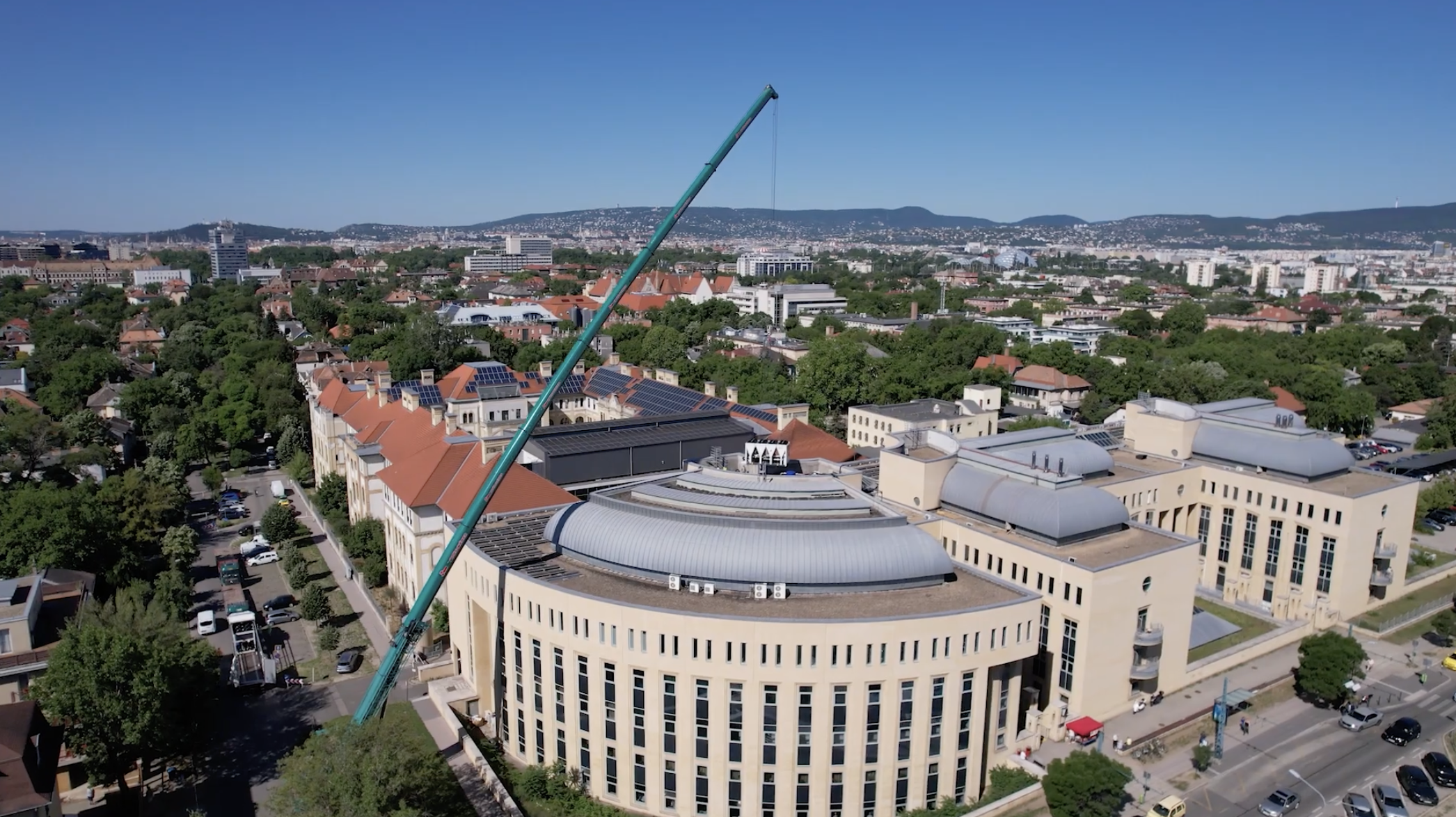 B+N: Megújult hűtőrendszer véd a nyári kánikula ellen az Uzsoki Kórház sebészetén